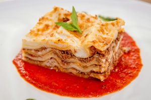 Beef Lasagna Recipe, How To Make An Easy 3 Cheese Lasagna